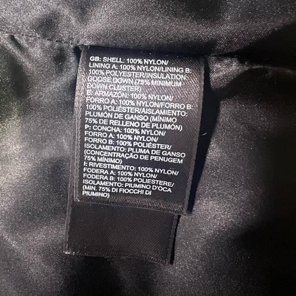 The North Face Women's Black Hooded Puffer XS Coat - Picture 4 of 6